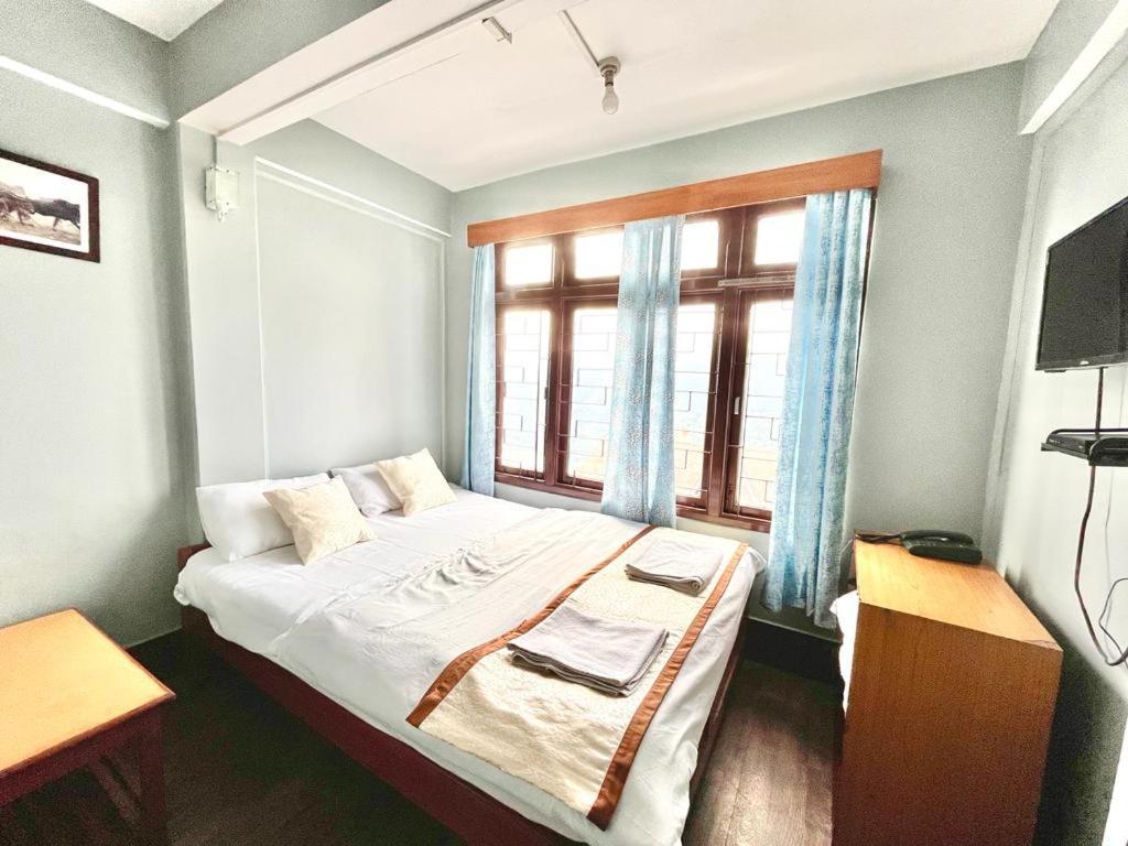 Hotel Red Rose Гангток Экстерьер фото